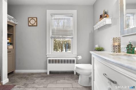 14 Dalewood Drive Norwich CT 06360