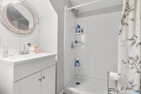 14 Dalewood Drive Norwich CT 06360