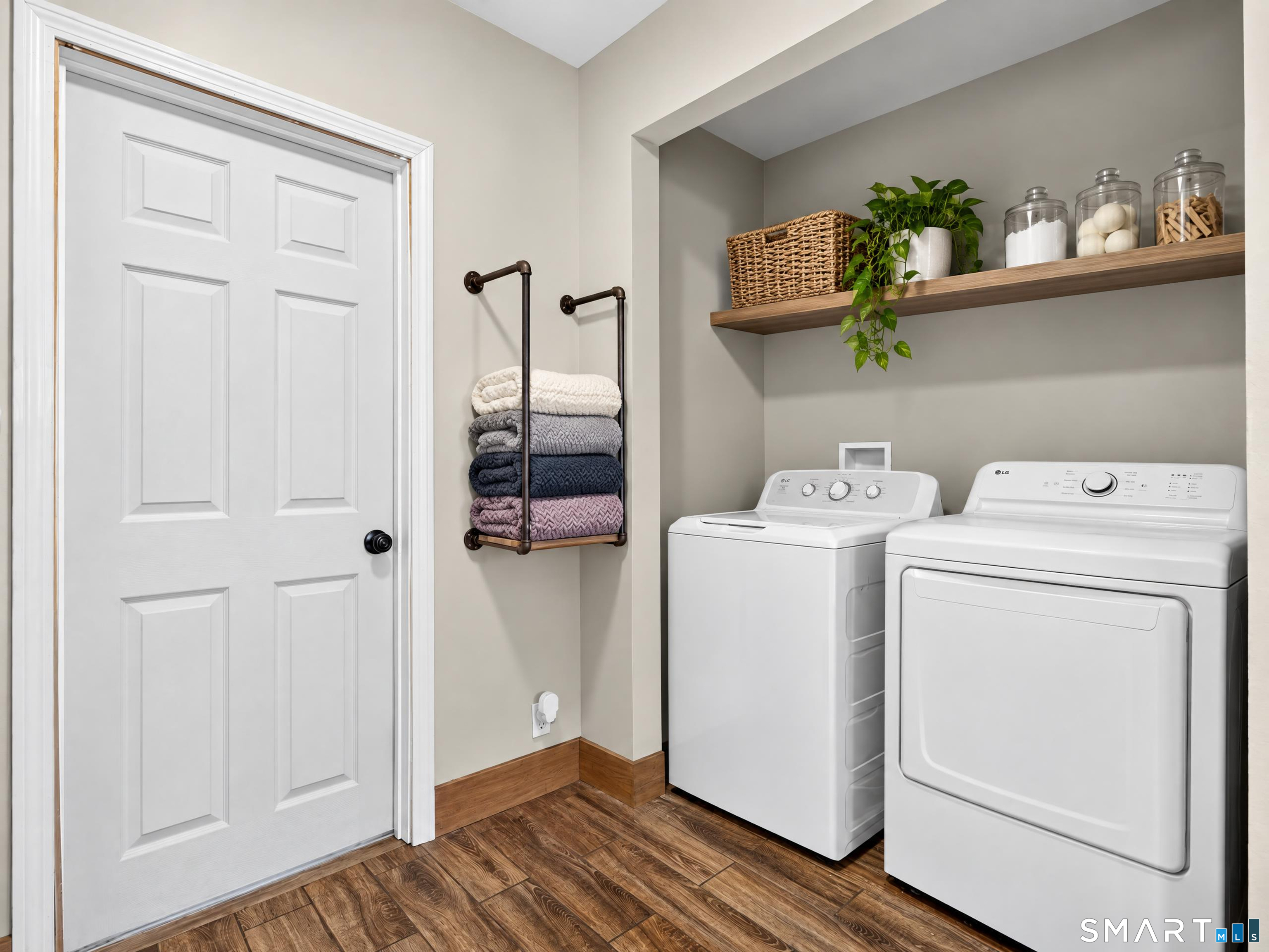 408 Norwich Westerly Road North Stonington CT 06359