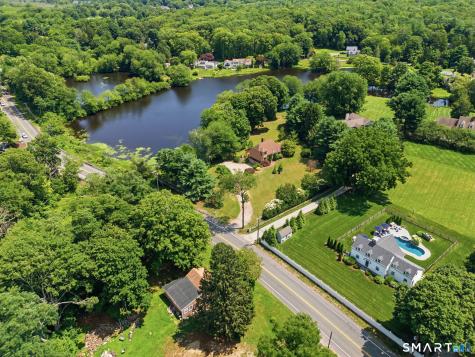 207 Westbrook Road Essex CT 06426