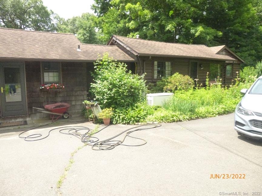 20 Joes Hill Road Danbury CT 06811
