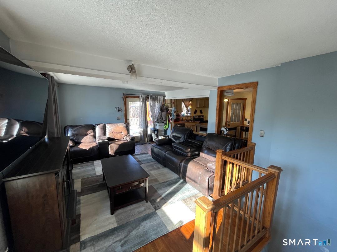 61 Tankerhoosen Road Vernon CT 06066