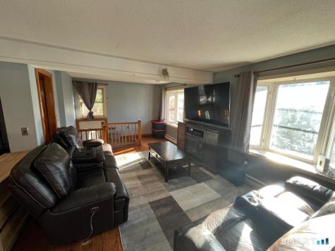 61 Tankerhoosen Road Vernon CT 06066