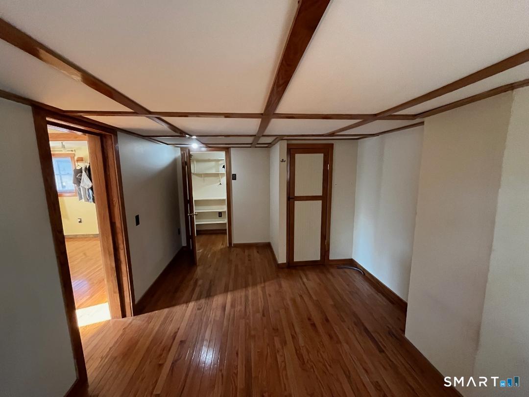 61 Tankerhoosen Road Vernon CT 06066