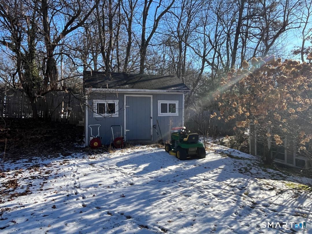 61 Tankerhoosen Road Vernon CT 06066