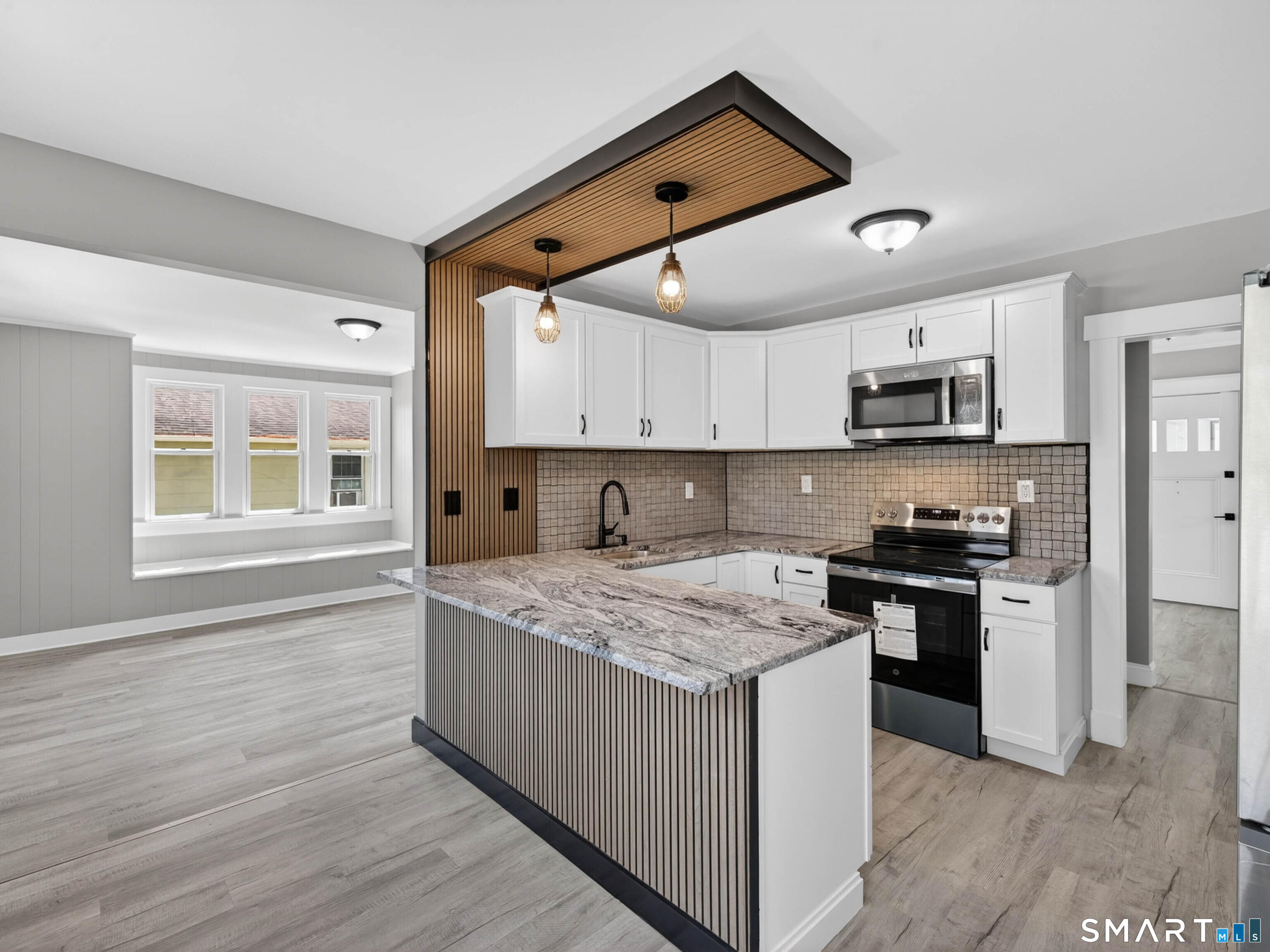 171 Norwood Avenue New London CT 06320