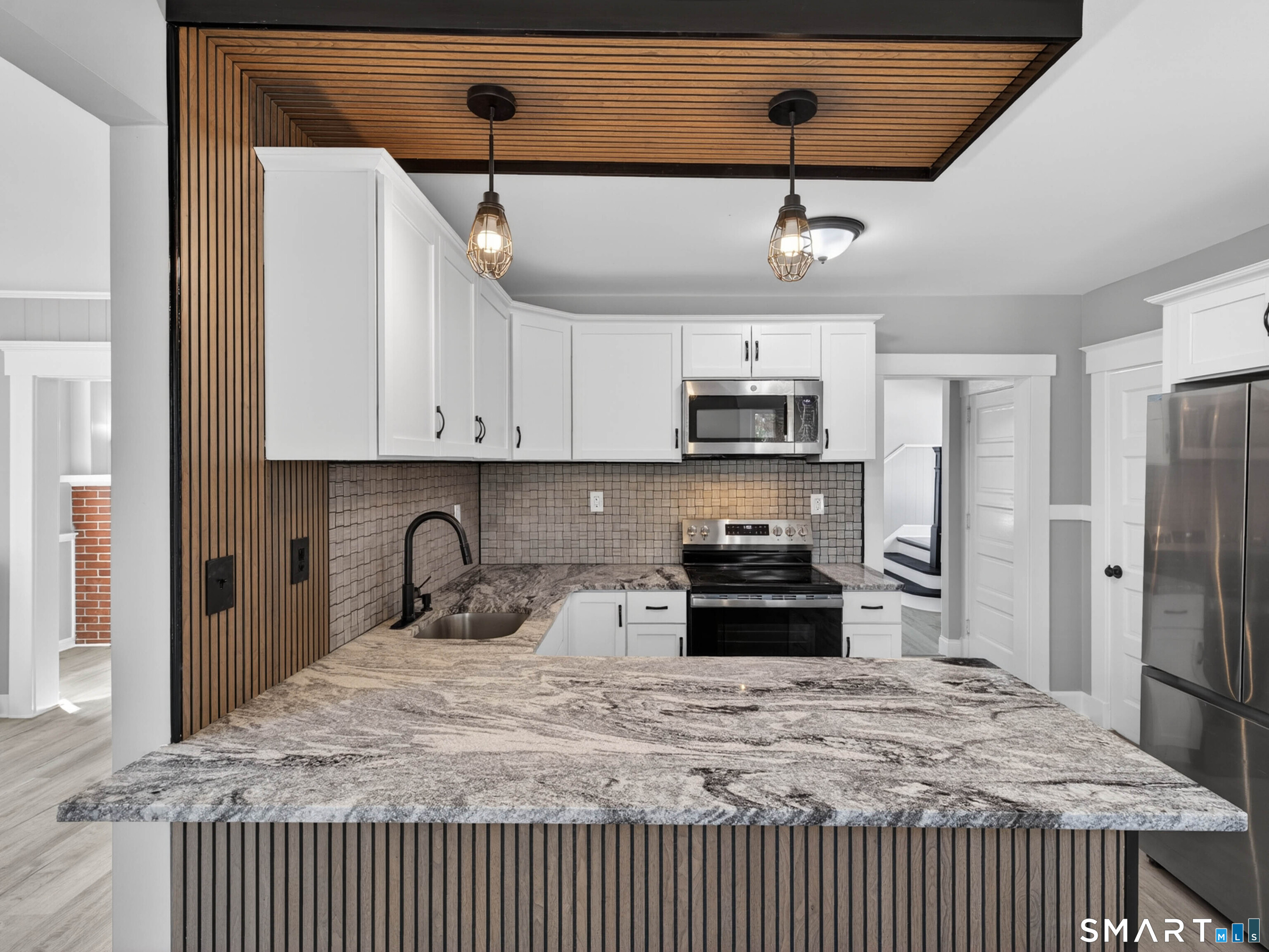 171 Norwood Avenue New London CT 06320