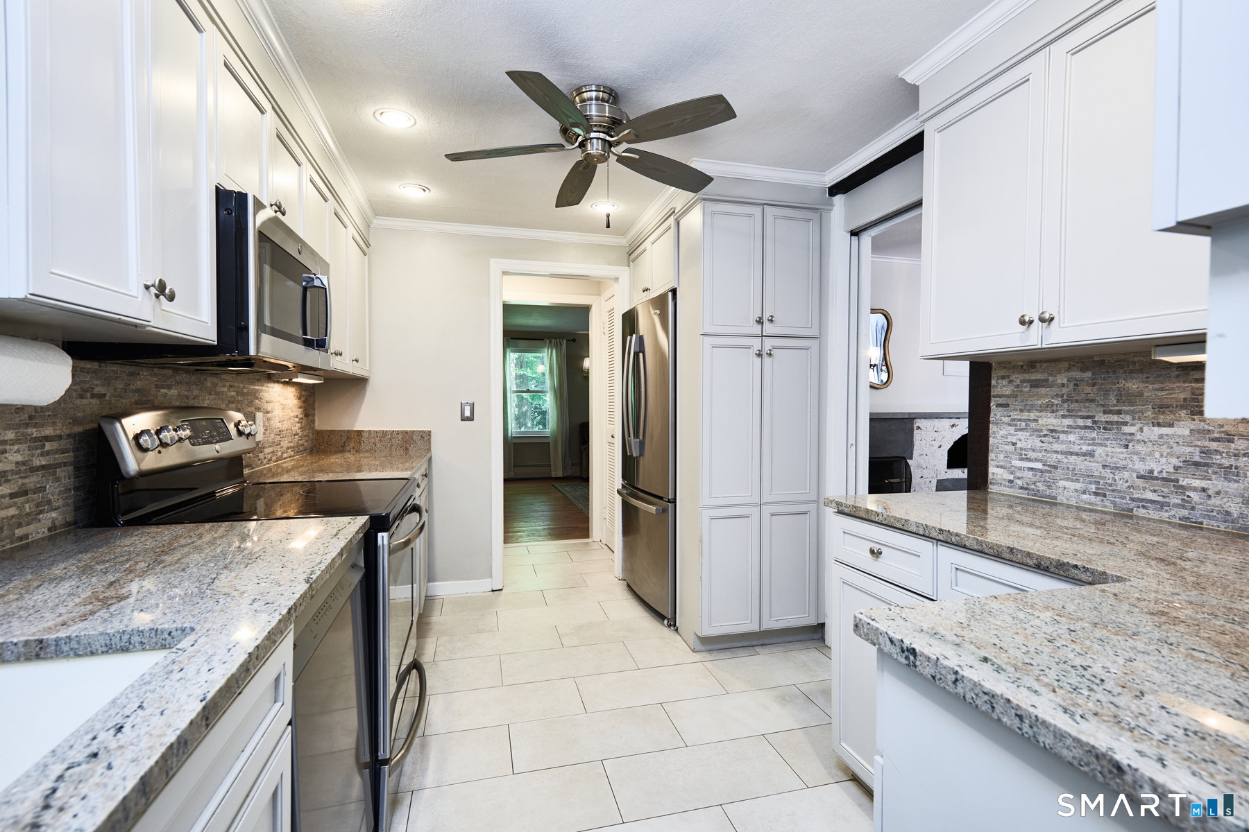 451 Newtown Turnpike Redding CT 06896