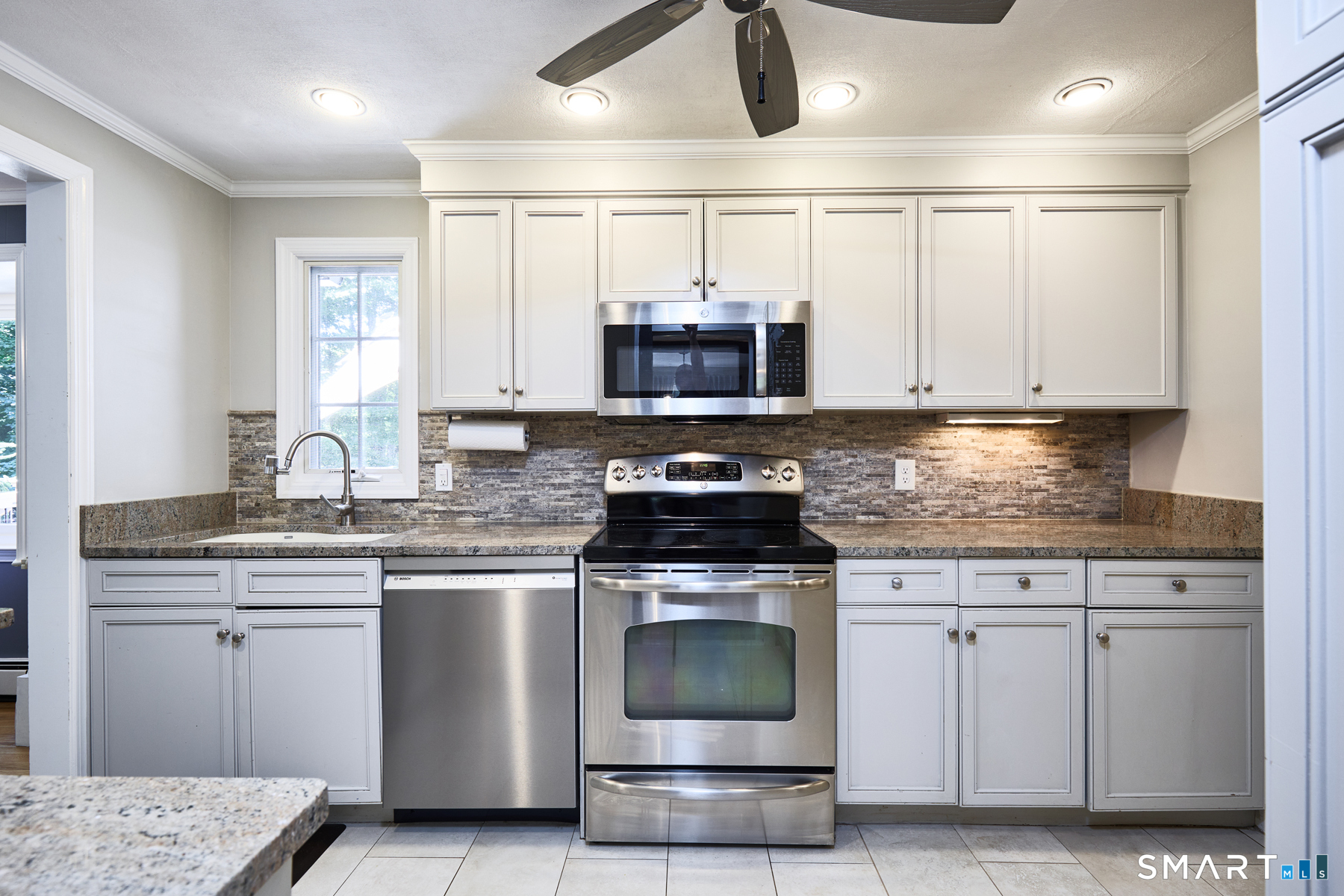 451 Newtown Turnpike Redding CT 06896