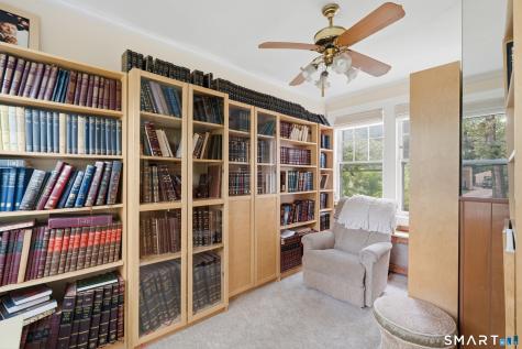 114 Colony Road New Haven CT 06511