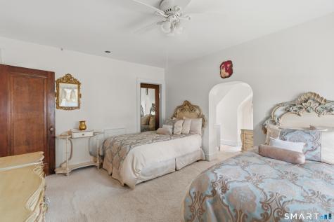 114 Colony Road New Haven CT 06511