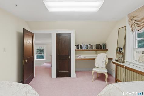 114 Colony Road New Haven CT 06511