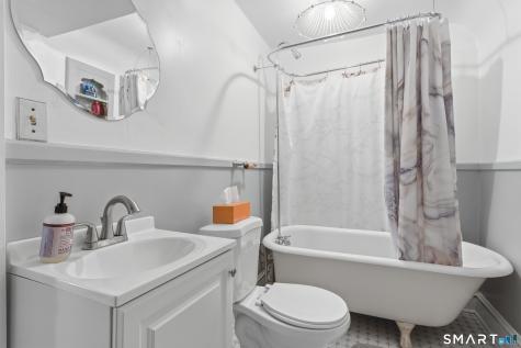 114 Colony Road New Haven CT 06511
