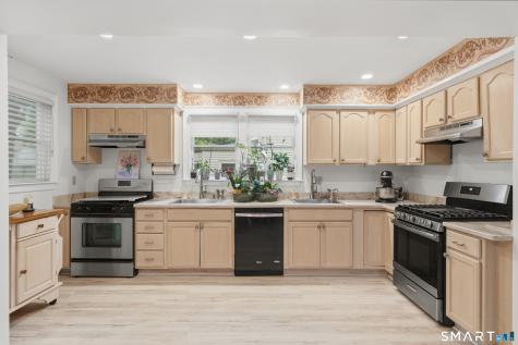 114 Colony Road New Haven CT 06511