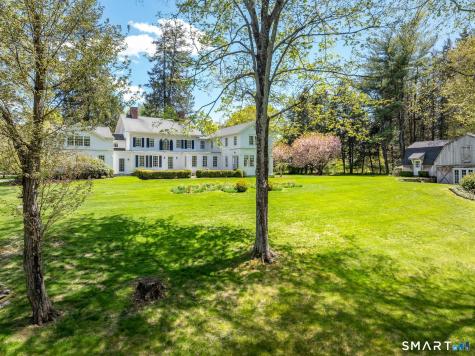 290 Lyons Plain Road Weston CT 06883