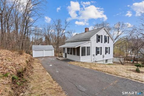 25 Mountain Road Simsbury CT 06081