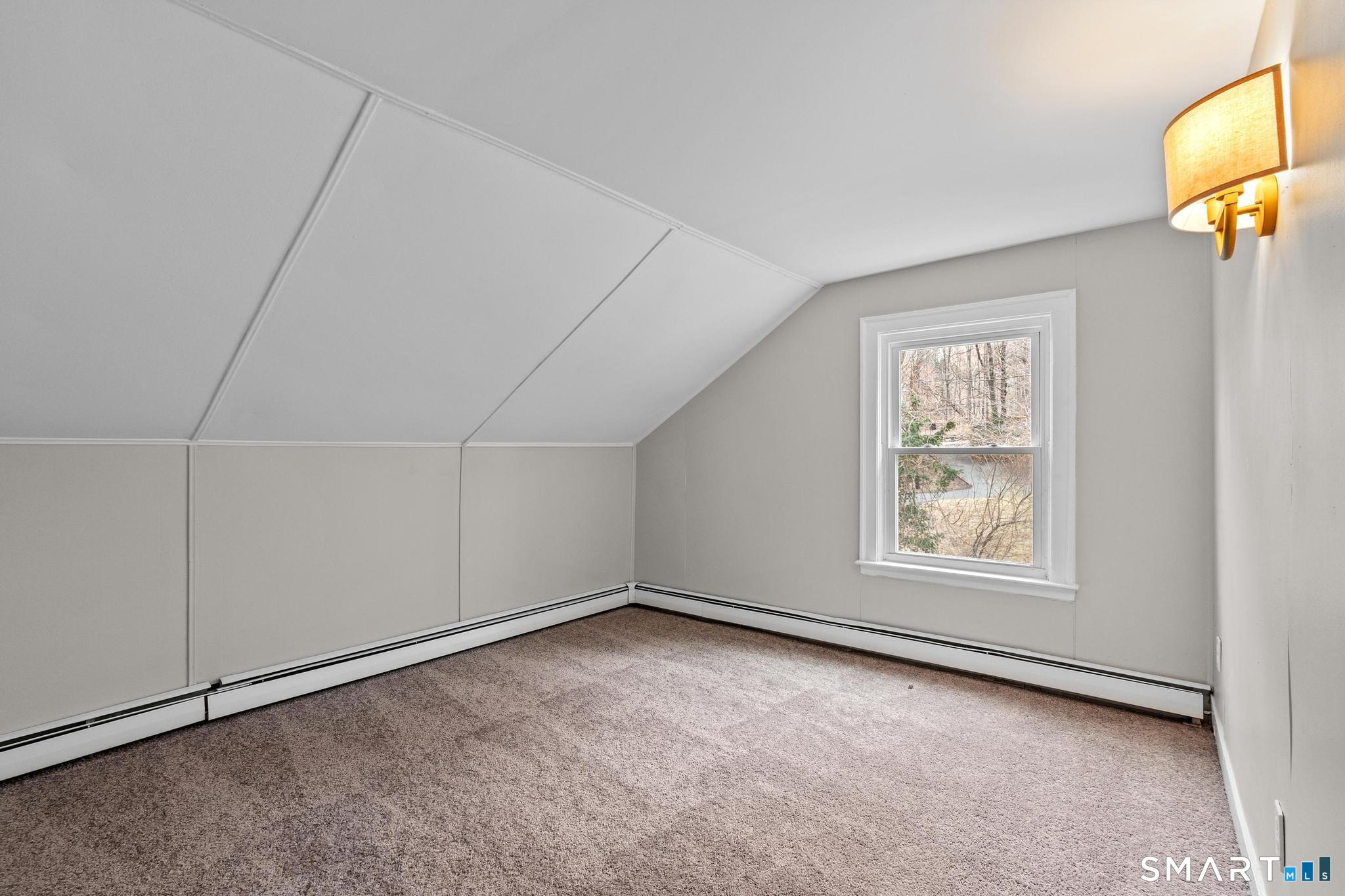 25 Mountain Road Simsbury CT 06081
