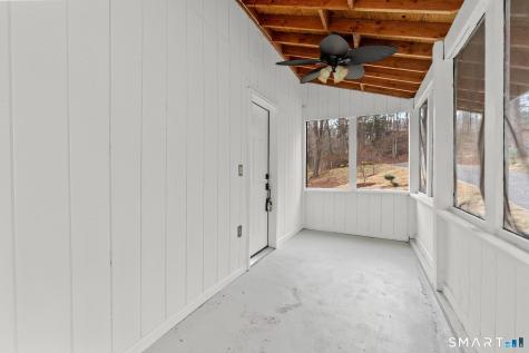 25 Mountain Road Simsbury CT 06081
