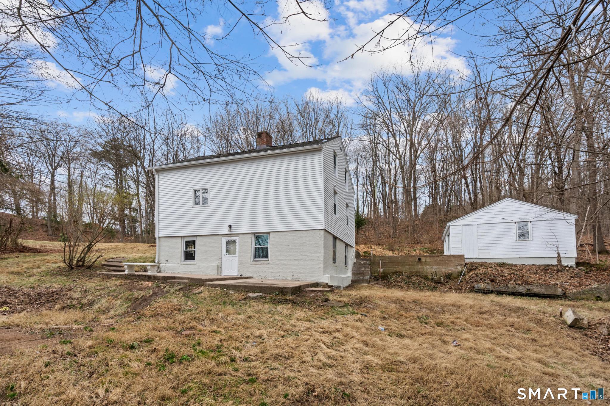 25 Mountain Road Simsbury CT 06081