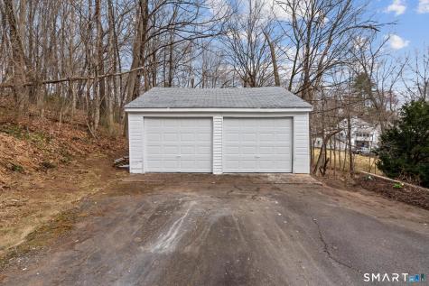 25 Mountain Road Simsbury CT 06081