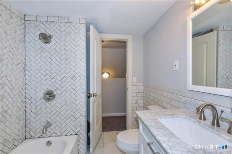 31 Walker Lane Bloomfield CT 06002