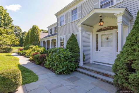 33 Old Academy Road Fairfield CT 06824