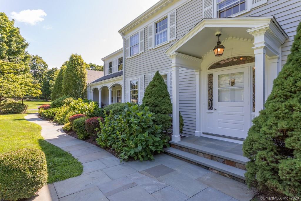 33 Old Academy Road Fairfield CT 06824