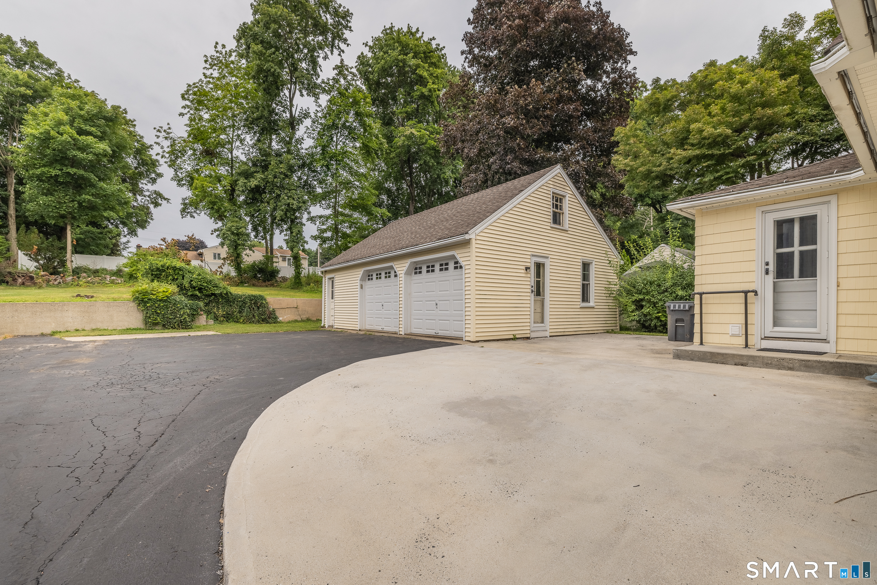 9 George Street Trumbull CT 06611