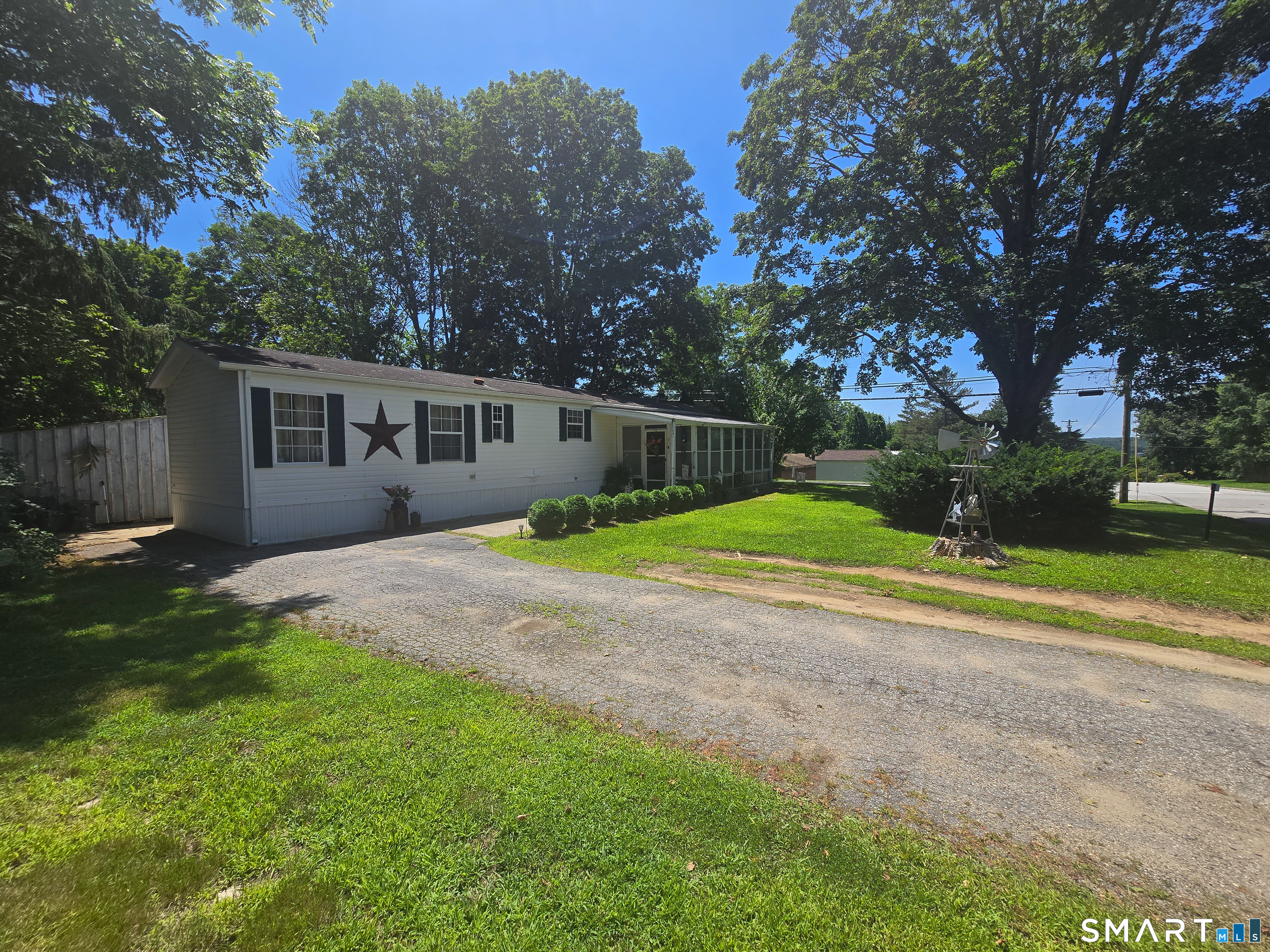 1564 Glasgo Road Griswold CT 06351