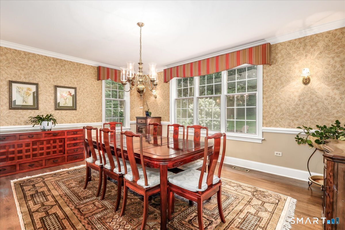 2 Raven Crest Drive Bethel CT 06801