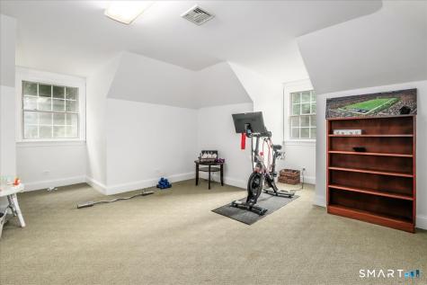 2 Raven Crest Drive Bethel CT 06801