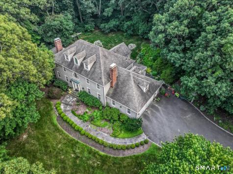 2 Raven Crest Drive Bethel CT 06801