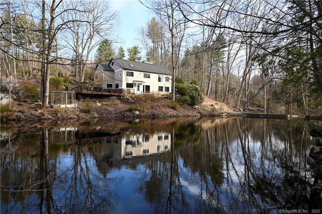 5 Umpawaug Road Redding CT 06896