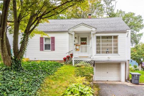 35 Hillcrest Court Bristol CT 06010
