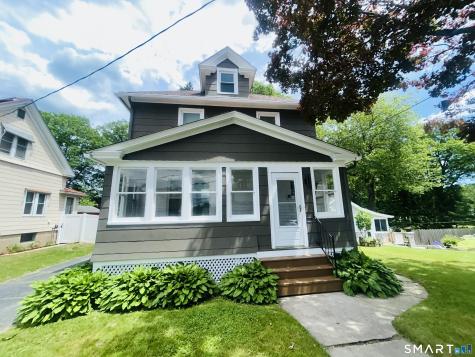 30 Oakwood Street East Hartford CT 06108