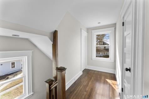 30 Oakwood Street East Hartford CT 06108