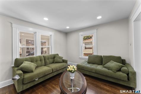 30 Oakwood Street East Hartford CT 06108