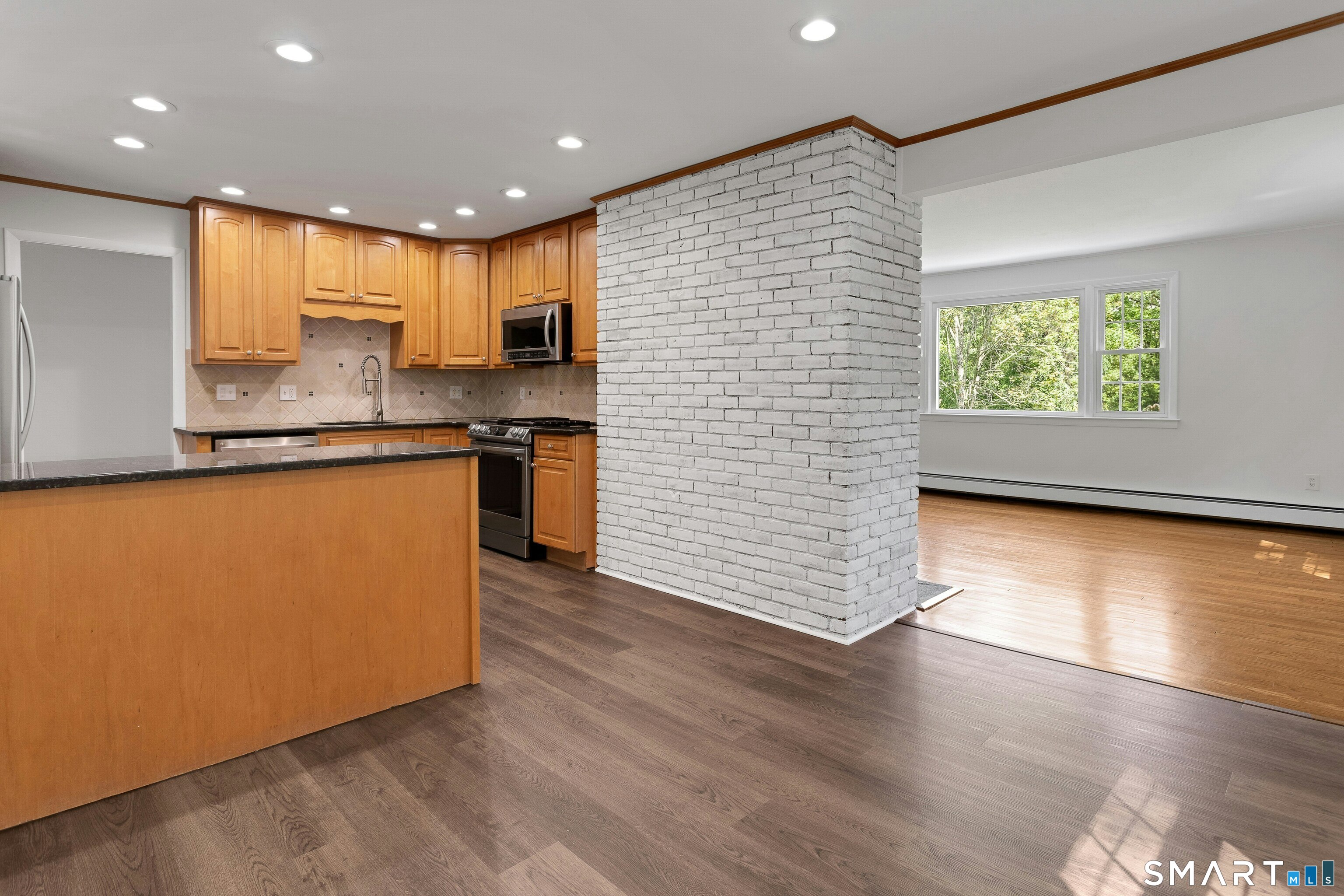 79 Robin Hood Road Stamford CT 06907