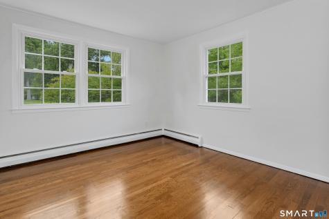 79 Robin Hood Road Stamford CT 06907