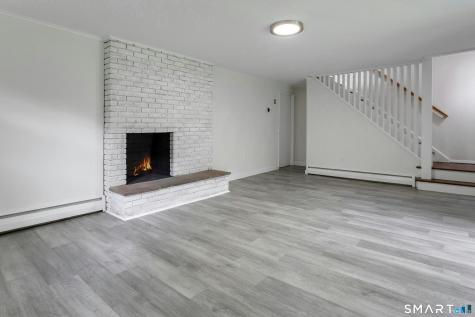 79 Robin Hood Road Stamford CT 06907