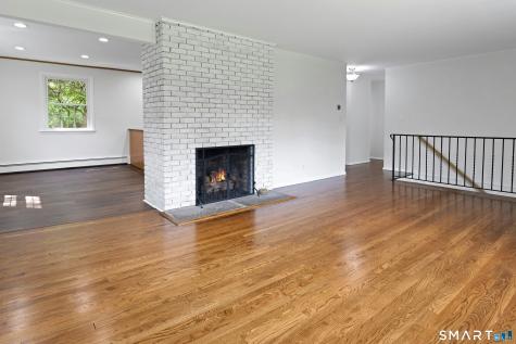 79 Robin Hood Road Stamford CT 06907