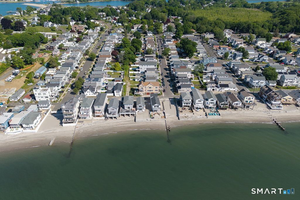41 Deerfield Avenue Milford CT 06460