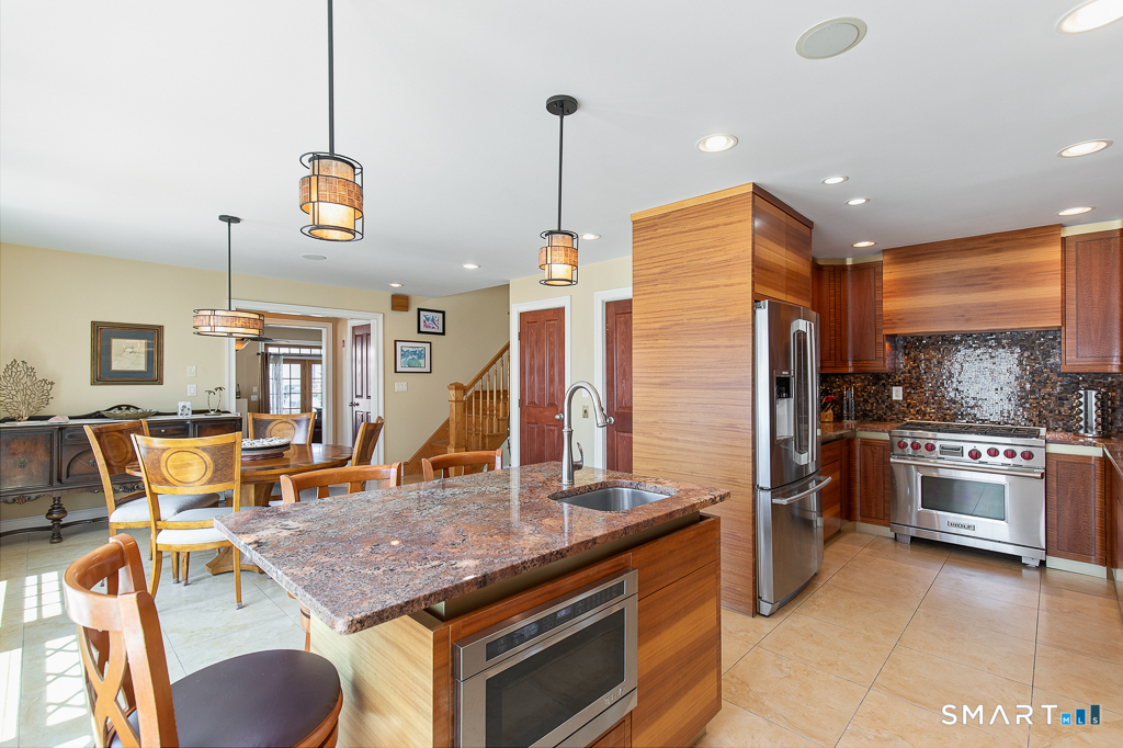 41 Deerfield Avenue Milford CT 06460