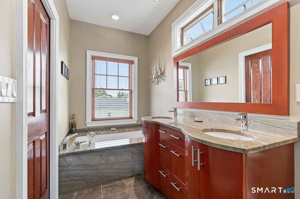 41 Deerfield Avenue Milford CT 06460