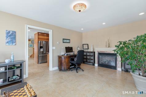 41 Deerfield Avenue Milford CT 06460