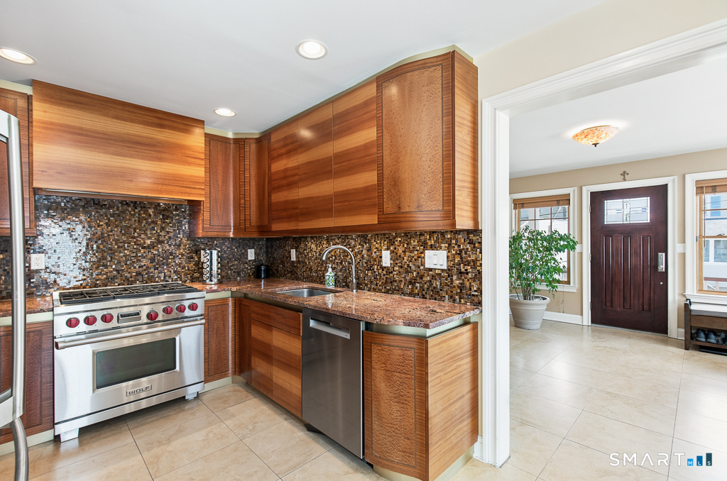 41 Deerfield Avenue Milford CT 06460