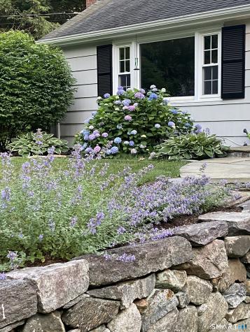 6 David Drive Simsbury CT 06070
