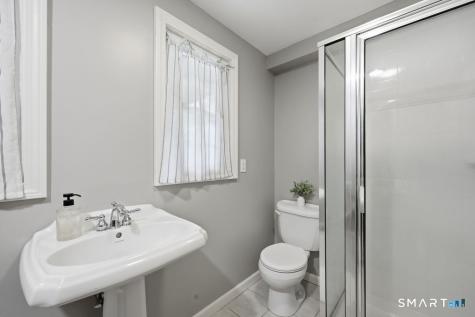 6 David Drive Simsbury CT 06070