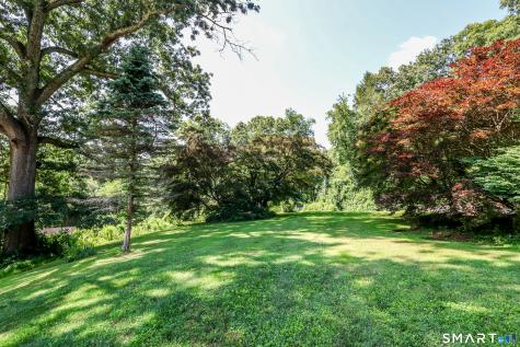 88 Berkshire Road Southbury CT 06488