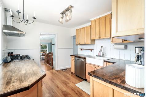 88 Berkshire Road Southbury CT 06488